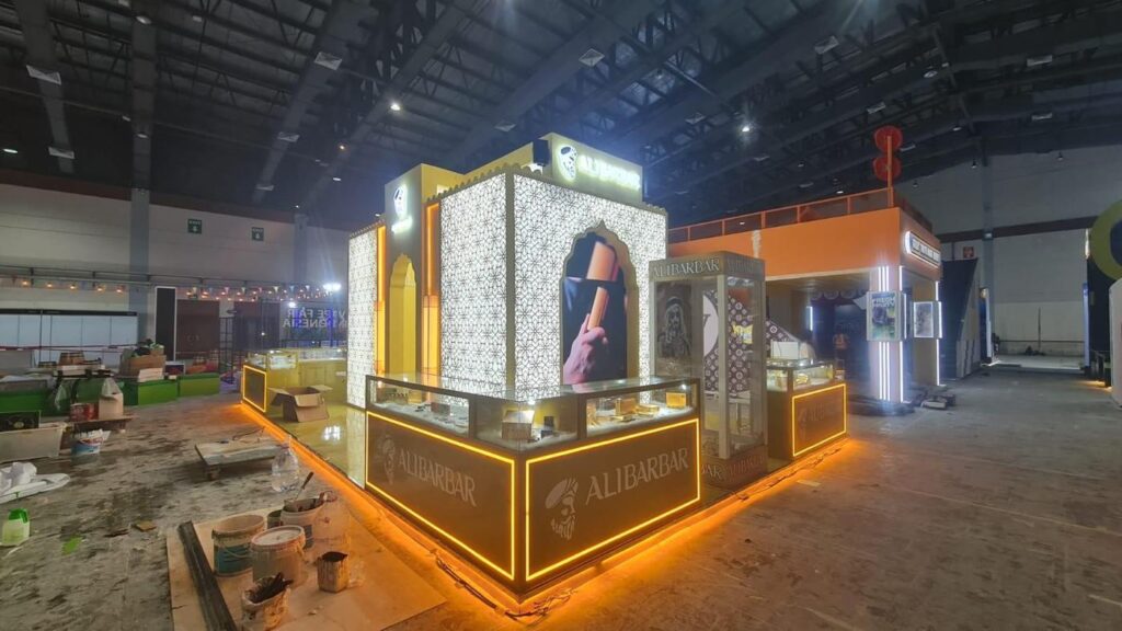 Booth pameran Ali Barbar 2026 – Dua Latar Production